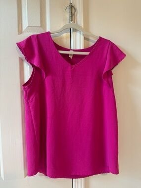 Women’s Fuchsia Flutter Sleeve V-Neck Top
